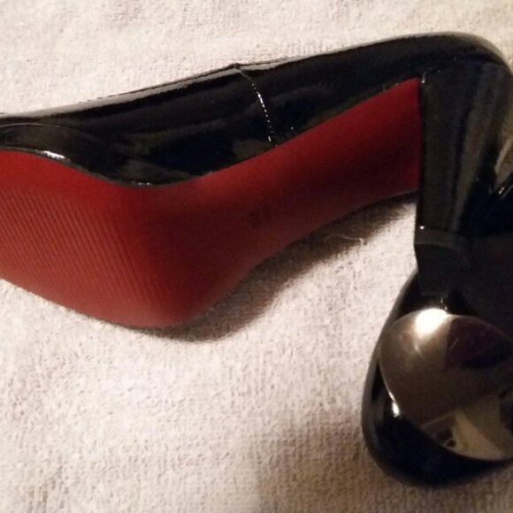 Women's Dress Shoes with Attitude - Picture 6 of 8